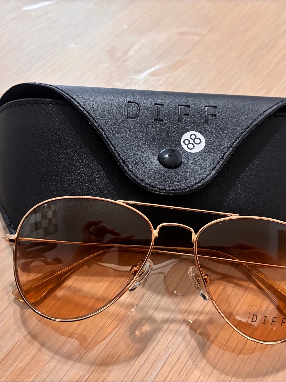 Diff Eyewear Women's Gold Frame Sunglasses with Brown Gradient Lenses